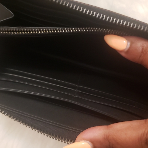 Coach Wallet - Picture 5 of 6